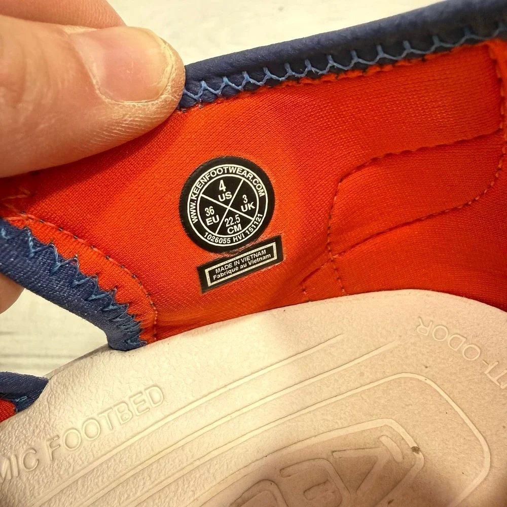 Keen youth stingray